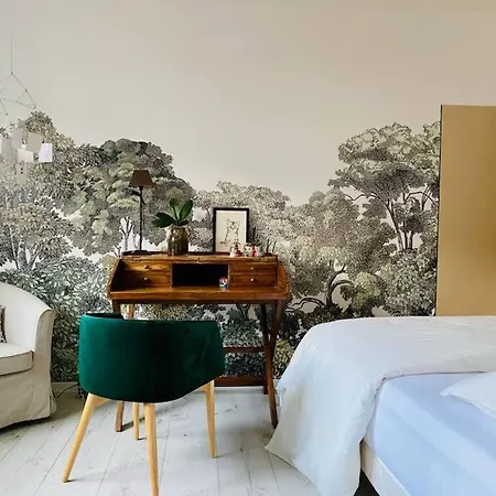 Chaleureux Entre Zola Et Proce.